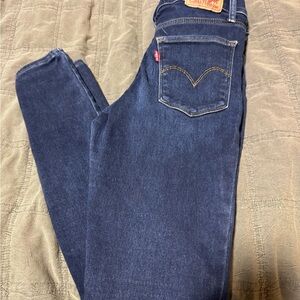 Levi's Women's Dark Blue Skinny Jeans